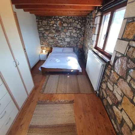 Erini House Chalet *